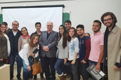 Alunos-com-ministro-maio-2017